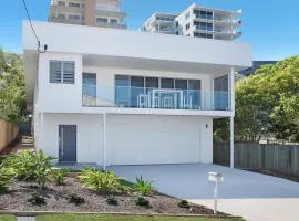 35 Moreton Parade Kings Beach QLD