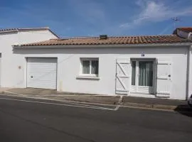 Maison L'Aiguillon-sur-Mer, 3 pièces, 4 personnes - FR-1-476-11