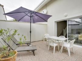 Maison T3 avec terrasse près de l'océan - 6 pers - Biscarrosse Plage - FR-1-521-30, hotel a Biscarrosse-Plage