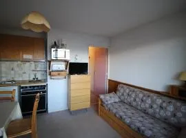 Studio cosy 2 pers à 300m des pistes avec balcon et parking – Auris en Oisans - FR-1-297-33