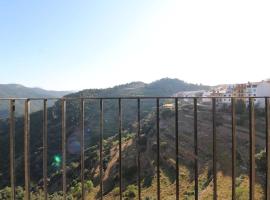 Piso con vista espectacular en Vistabella, self catering accommodation in Vistabella del Maestrazgo