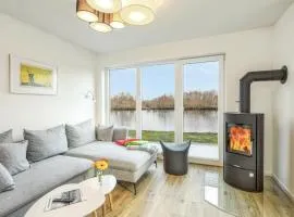 Nice Home In Tossens With Wifi