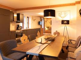 Appartements Kirchenwirt, hotel in Kirchberg in Tirol