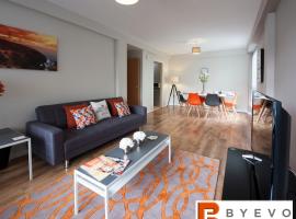 ByEvo 6 Brabloch - perfect for contractors - Close to GLA, hotel en Paisley