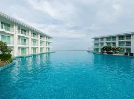 One Bedroom BeachfrontPoolfront Located In Cha-amHua Hin