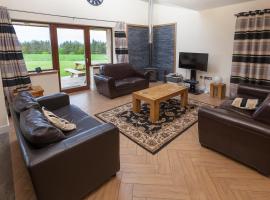 1 Eden at Williamscraig Holiday Cottages, hotel en Linlithgow