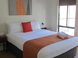 Breezes Apartments, hotel di Broome