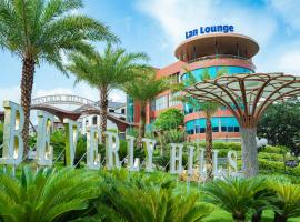 Khu biệt thự nghỉ dưỡng cao cấp Beverly Hills Ha Long Resort, Hotel in Hạ Long