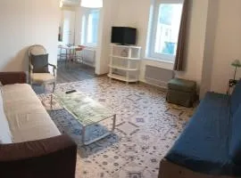 "La Clé dès Champs"-Meublé de Tourisme 3 étoiles -Résidence "Les Logis de Béziers"-Garage optionnel-Cœur de ville-Plages à 16km !