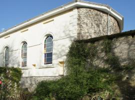 The Music Room, holiday home in Aveton Gifford