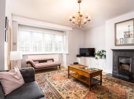 Railway Cottage, Port Sunlight, hotel near Lady Lever Art Gallery, Bebington