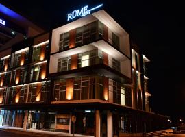 Rume Hotel, hotel cerca de Aeropuerto de Kuching - KCH, Kuching