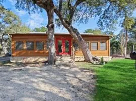 Wimberley Log Cabins Resort and Suites- Reunion Cabin