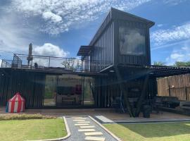 The Black Box - Genting Highland Foot Area, casa de campo em Bentong