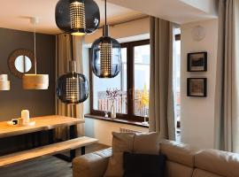 Luxury Apartments Panorama, prabangusis viešbutis Donovaluose