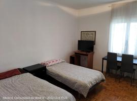 Habitaciones en piso con Baño y Cocina compartido
