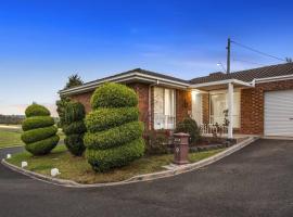 Corner Cottage, hotel cerca de Dandenong Hospital, Dandenong