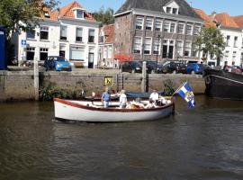 Thorbecke Canal View 42m2 Loft, hotel em Zwolle