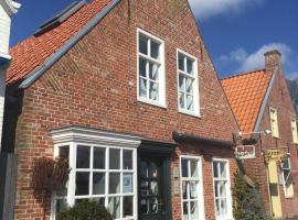 Kapitänshaus mit Hafenblick, Strandhaus in Greetsiel