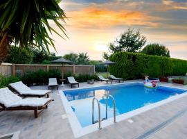 Island Rodos Pool Suites: Ialyssos şehrinde bir kalacak yer