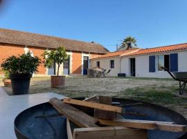 La possibilité d’une île, ξενοδοχείο με γκολφ σε Boyardville