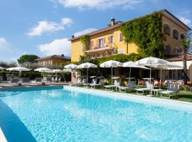 La Quiete Park Hotel, хотел в Манерба дел Гарда