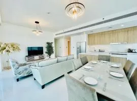 Dar Vacation - Magnificent Palm View White 3BDR Apartment