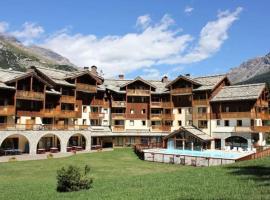 Résidences de luxe Les Alpages Val Cenis - 4 pers, ξενοδοχείο σε Lanslebourg-Mont-Cenis