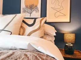 Hamilton House by Solace Stays