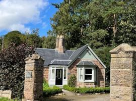 Princeland Lodge, holiday home in Blairgowrie