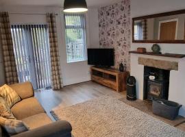 Cosy, spacious and comfortable family home., hotel cerca de Club de golf Woodsome Hall, Kirkburton