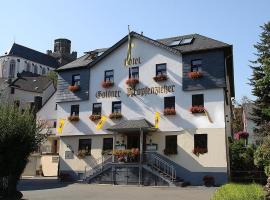 Goldener Pfropfenzieher, hotel u gradu Obervezel