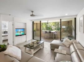 303 Sea Temple Renovated Apartment, hotell med pool i Palm Cove