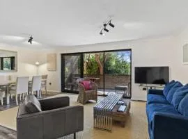 Hawks Nest - Booner Street