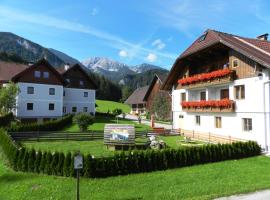 Baby- und Kinderbauernhof Riegler, hotel a Rossleithen