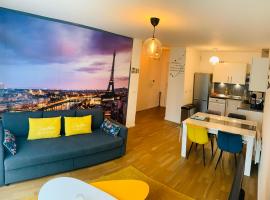 Luxurious Apartment Private Parking 25 MN to Paris – hotel w mieście Yerres