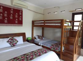 Rosella Cottage - Homestay - Kitchen Yogyakarta: Yogyakarta şehrinde bir otel
