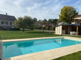 Holiday Home Passerat by Interhome, hotel in Maurs