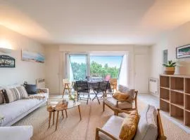 Apartment Baie de Beaumer-3 by Interhome