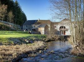 Renovated Mill in Gedinne with Garden, hotel in Vencimont