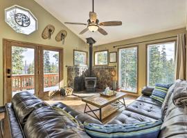 Bristle Cone Fairplay Cabin with Hot Tub, Hotel in Fairplay