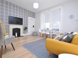 The Warren Apartment, hotel with parking in Greenock