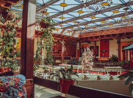 Casa de los Arcángeles，位于圣克里斯托瓦尔-德拉斯卡萨斯的旅馆