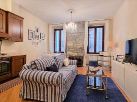 Palazzo Crispi - Boutique Apartment