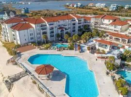 Oceanfront Resort with Pools - Villa Capriani 118 B