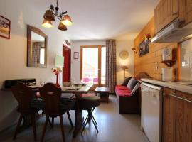 Appartement Pelvoux, 2 pièces, 6 personnes - FR-1-330G-83, hótel í Pelvoux