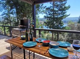 Hermosa y cómoda cabaña con vista al lago, villa in Vichuquén