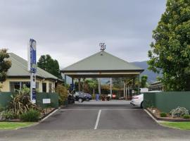 ASURE Kaimai View Motel, отель с парковкой в городе Катикати
