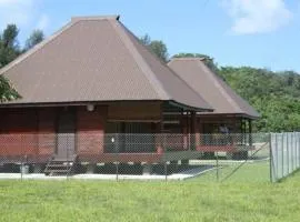 Raiatea Airport Bungalow