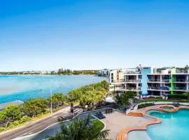 Unit 66 Grand Pacific Resort Bulcock St Caloundra